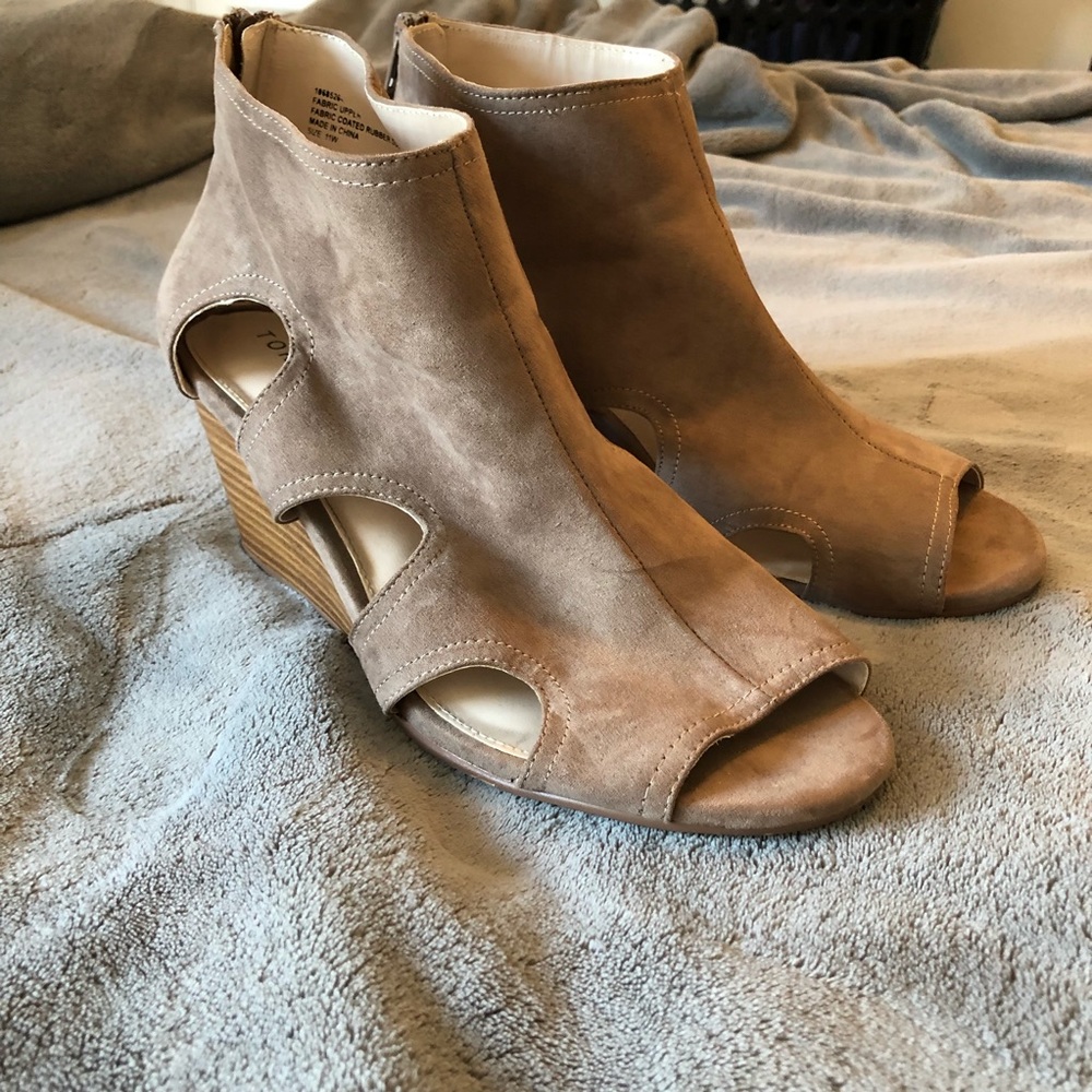 Torrid taupe cutout mini wedge